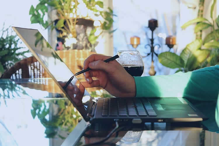 Things Your Web Design Clients Should Manage Themselves