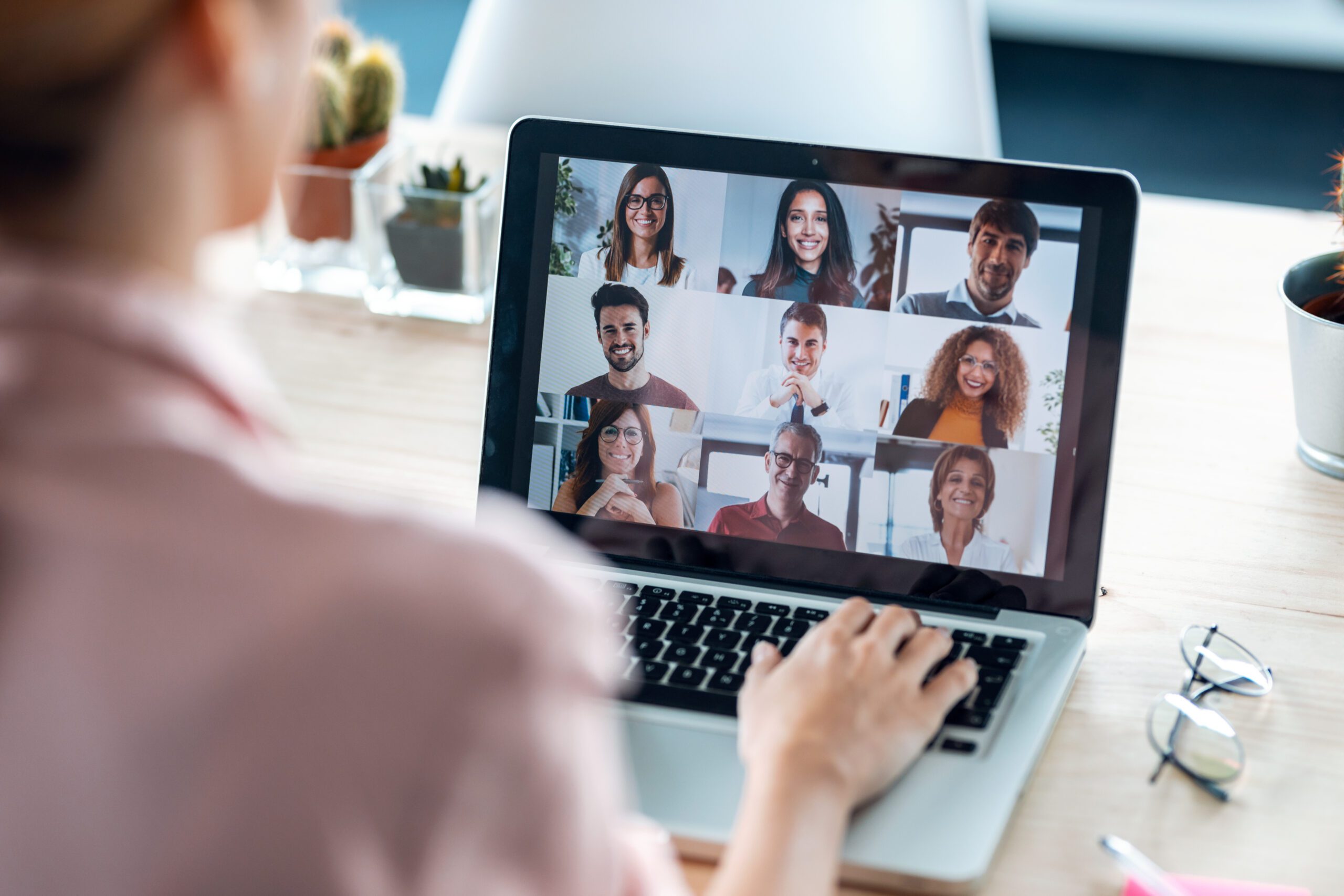A vibrant online web design workshop featuring Andy Clarke discussing layout principles with engaging visual elements.