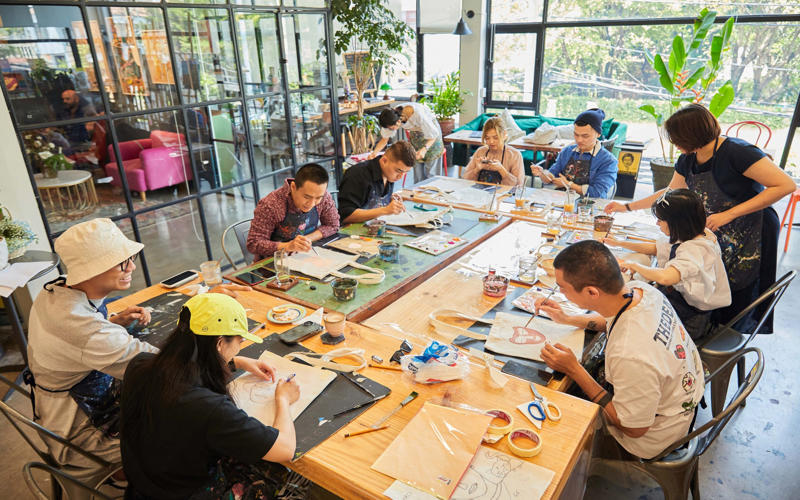 An abstract visual metaphor representing the concept of prepersonalization in a workshop, featuring geometric shapes and vibrant colors.